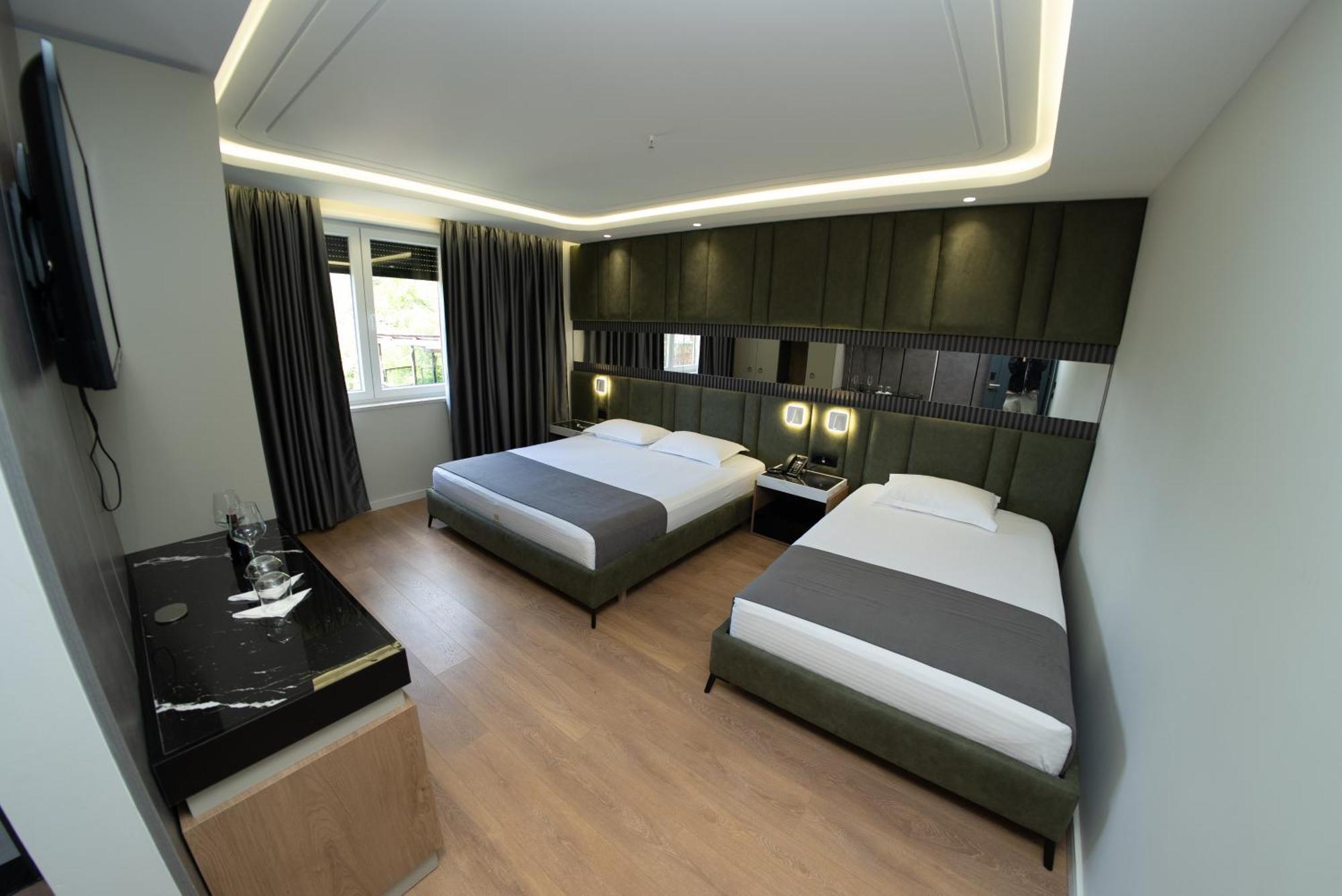 Hotel Monopoly Peshkopi Dış mekan fotoğraf