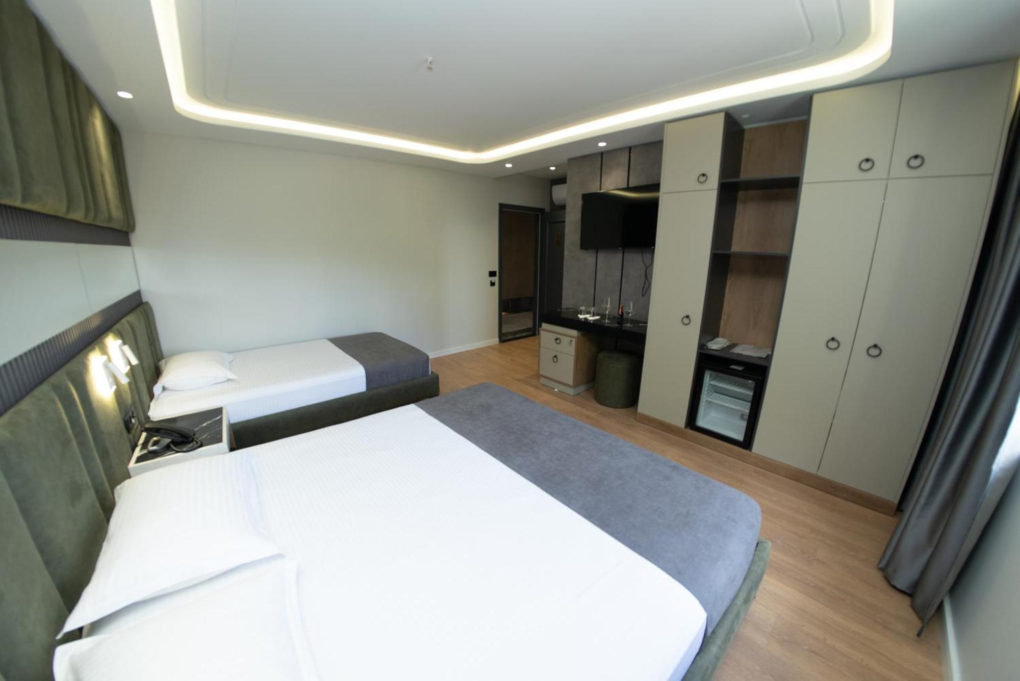 Hotel Monopoly Peshkopi Dış mekan fotoğraf
