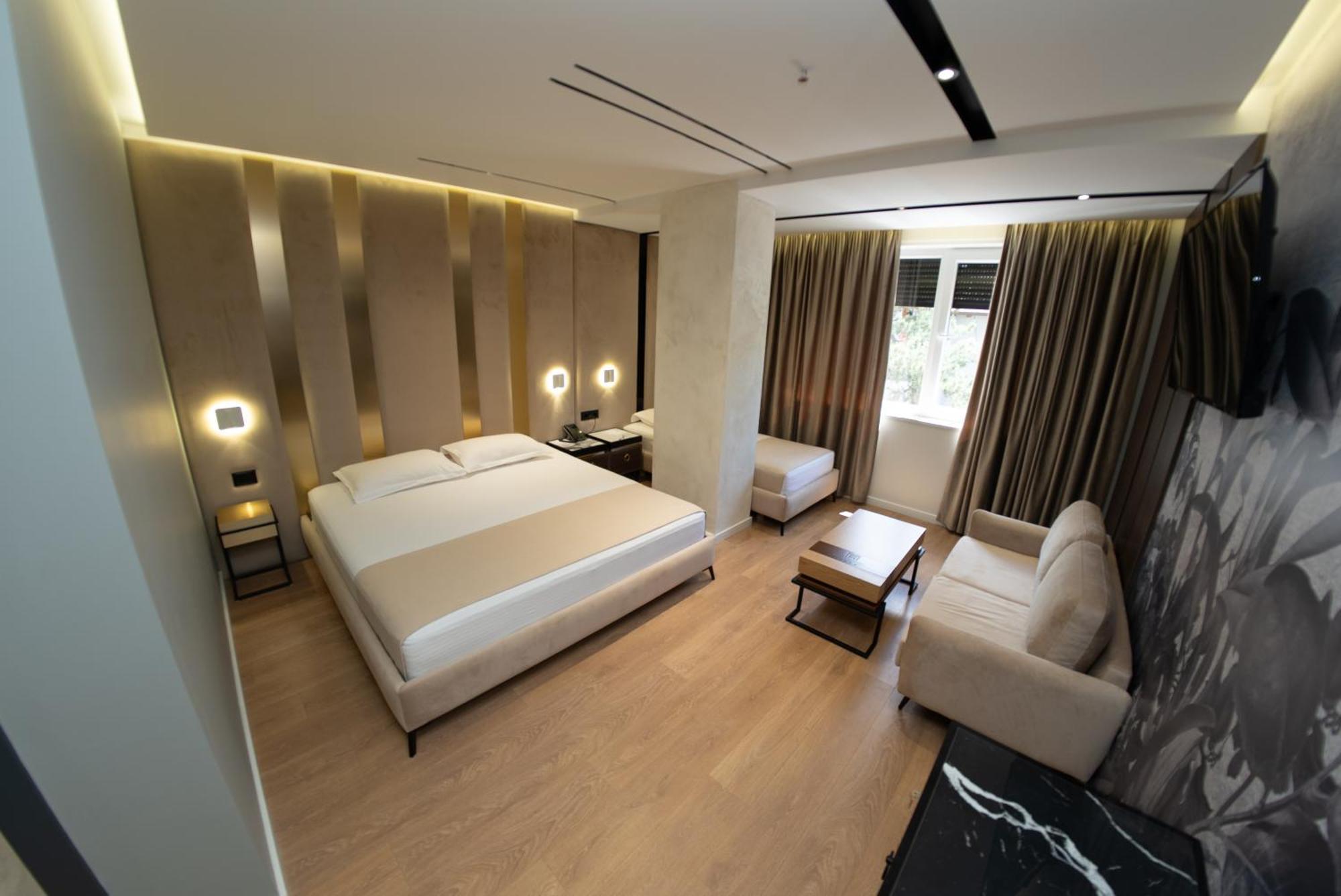 Hotel Monopoly Peshkopi Dış mekan fotoğraf