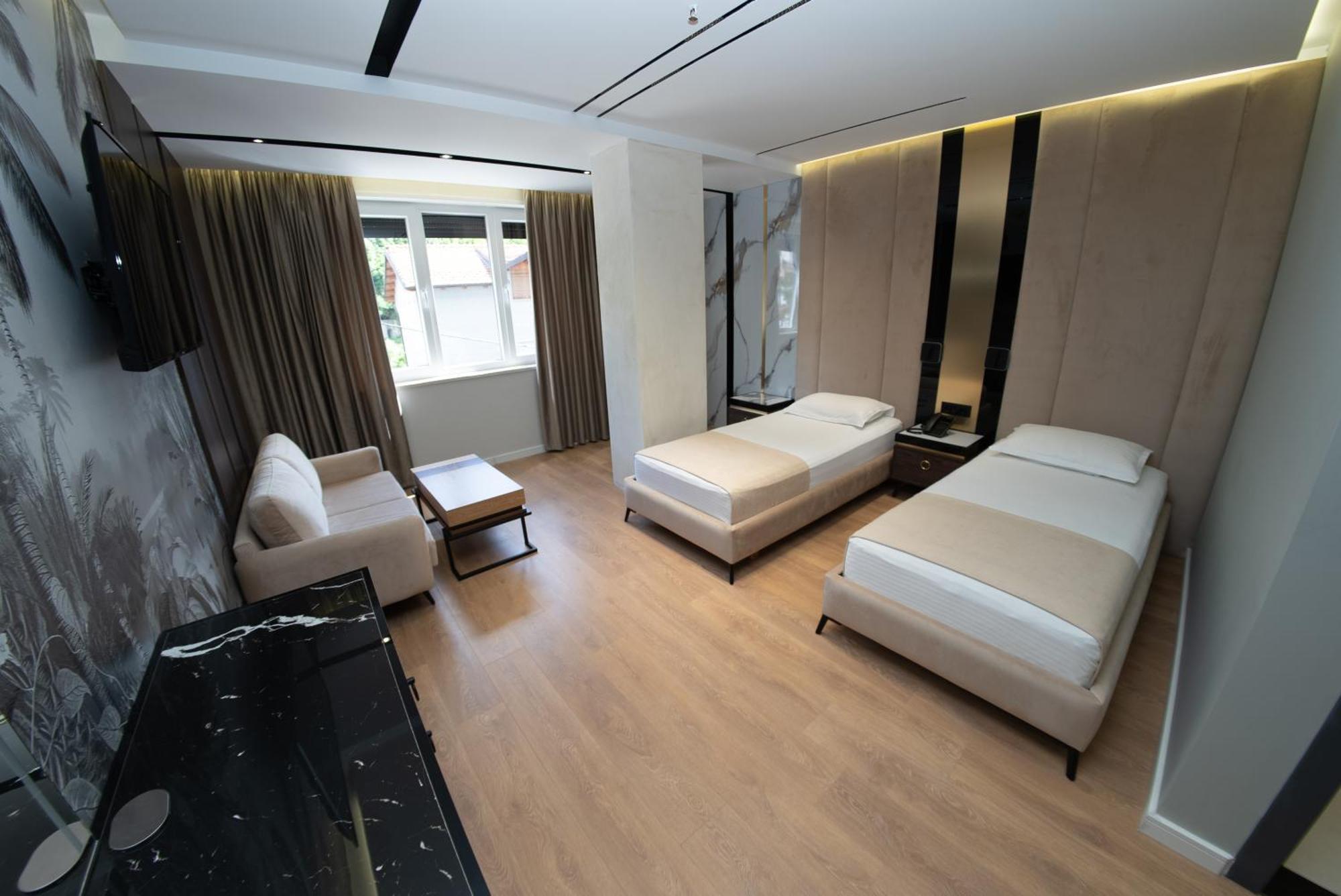 Hotel Monopoly Peshkopi Dış mekan fotoğraf